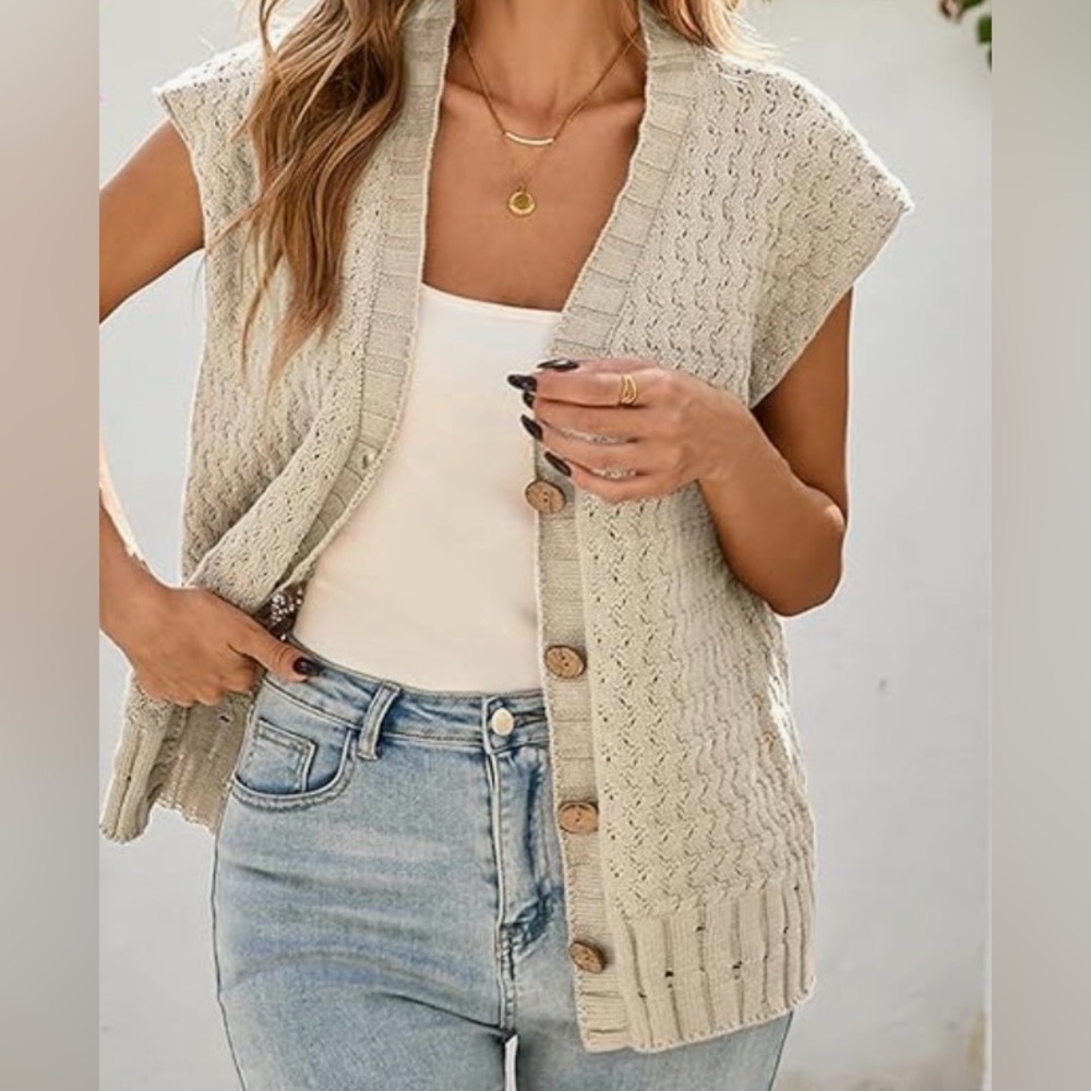 Cakulo Elegant Beige Knit Cardigan Vest